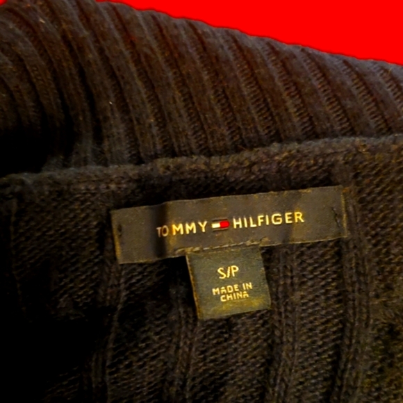 🌂Tommy Hilfiger Turtleneck Sweater - Picture 3 of 6